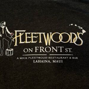 Long sleeve, hoodie, T-Shirt by Canvas.